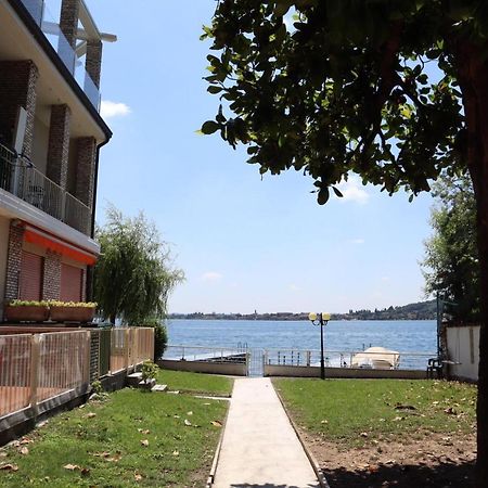 La Finestra "Sul Lago" Predore Eksteriør bilde