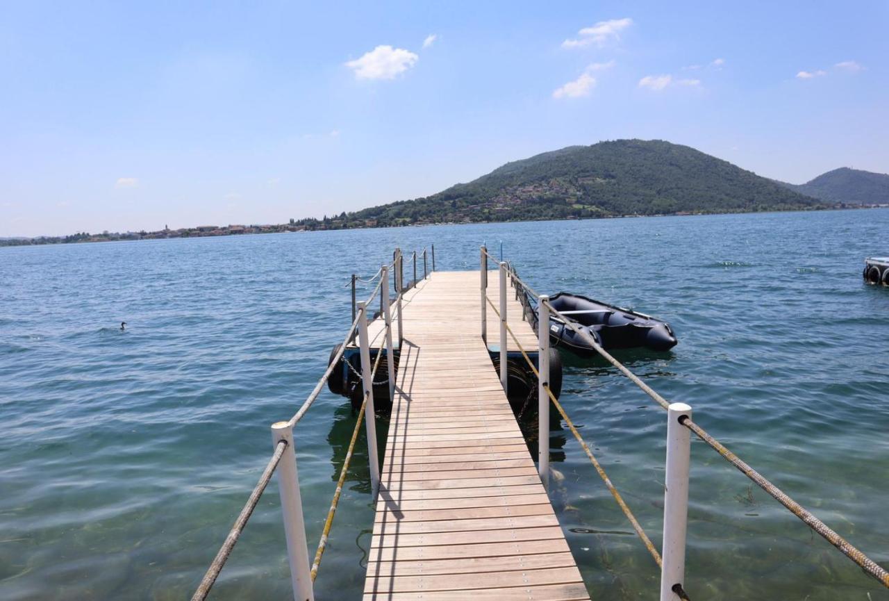 La Finestra "Sul Lago" Predore Eksteriør bilde